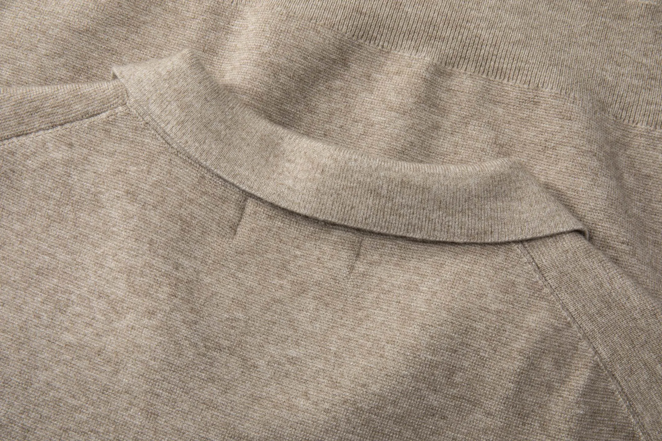 Style No. D 09 Old money style LPSeries seagull collar knitted short-sleeved fabric composition, see picture 9 for details Size: S M L XL Color: Black Latte Mist Brown Gray